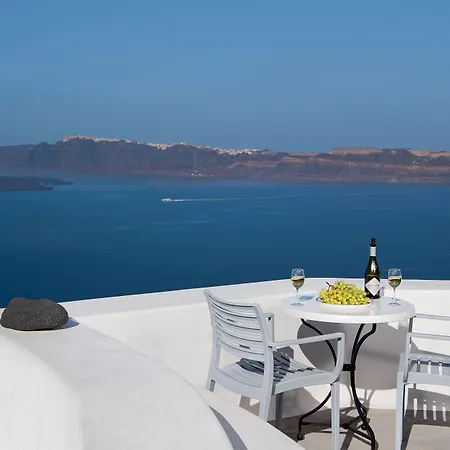 Hotel Apanemo & Akrotiri (Santorini)