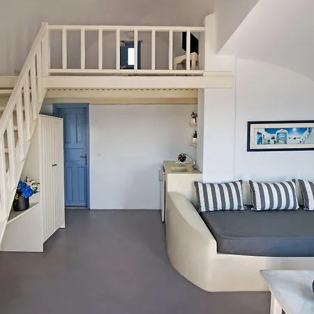 Hotel Apanemo & Akrotiri (Santorini)