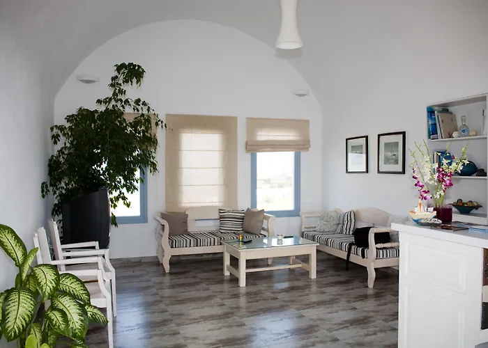 Apanemo & 2* Akrotírion