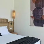 Hotel Apanemo &