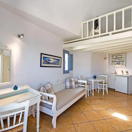 Apanemo & Hotel 3*