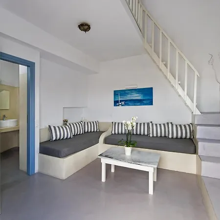 Apanemo & Akrotiri (Santorini)