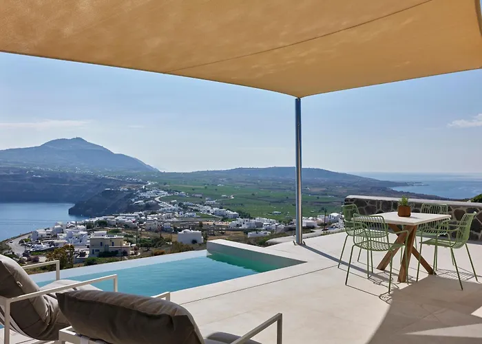 Apanemo & Hotel Akrotiri (Santorini)