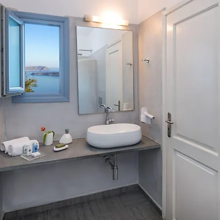 Apanemo & 2* Akrotírion