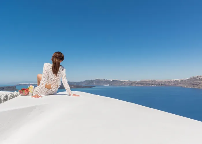 Apanemo & 2* Akrotiri (Santorini)